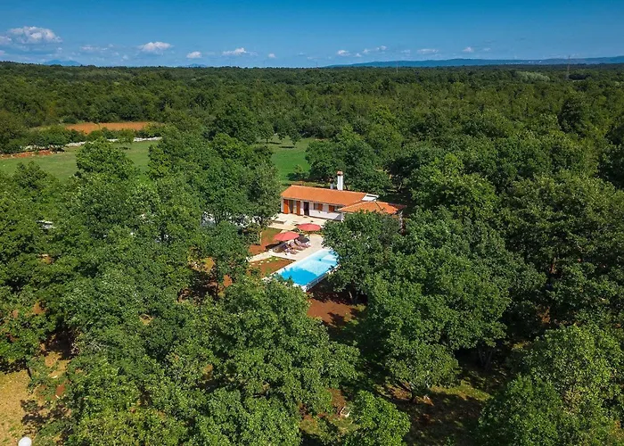 Martinetinka Holiday home *